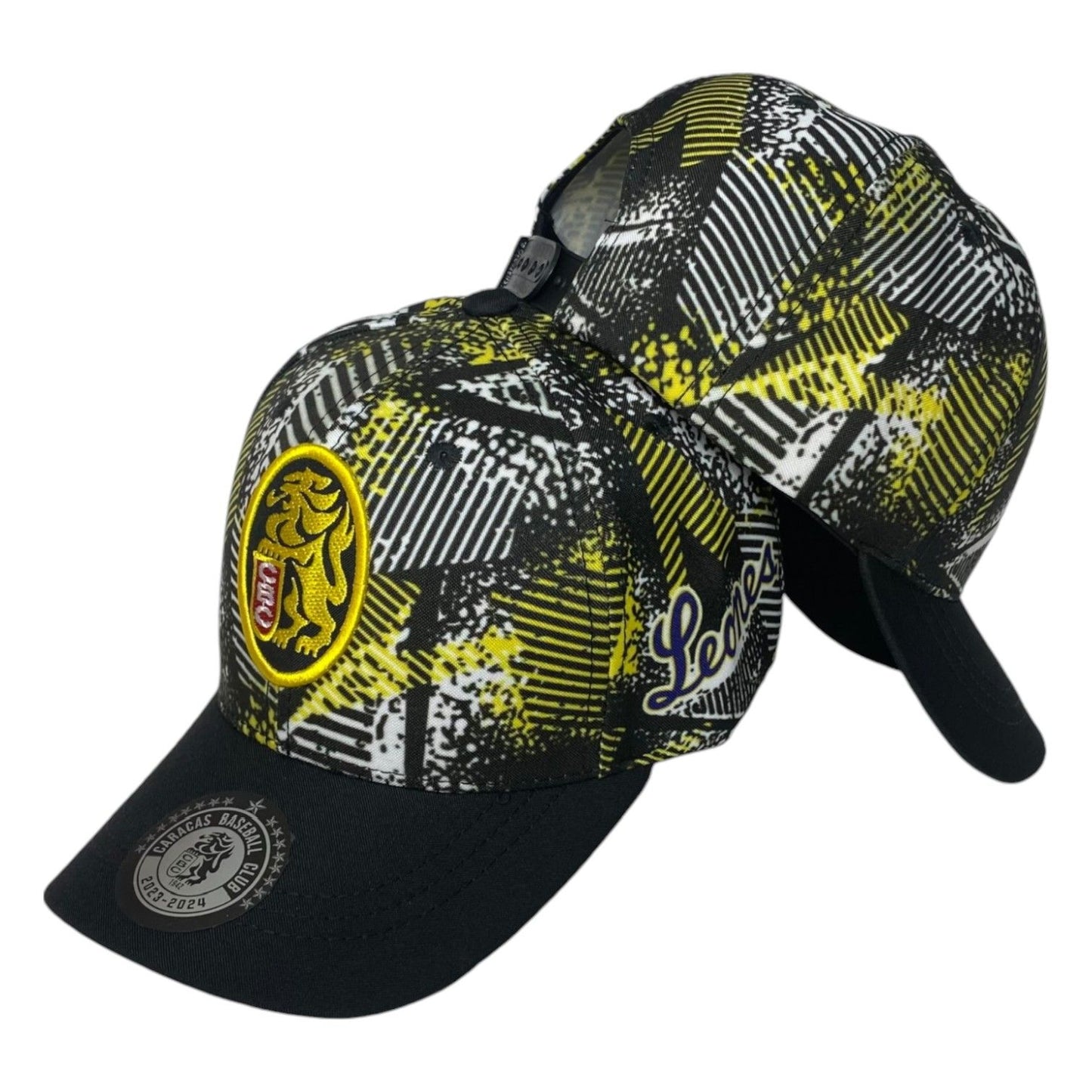Gorra Venezuela Negra con Estampado Geométrico y Bordado en Relieve.