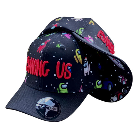 Gorra Multimarca Negra con Estampado y Bordado en Relieve.