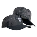 Gorra Equipos Negra con Estampado y Bordado en Relieve.