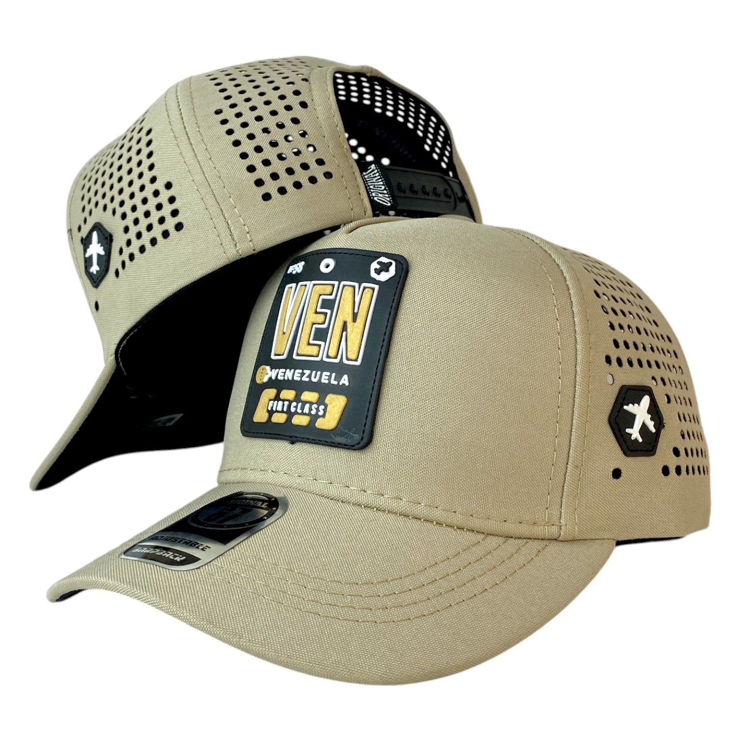 Gorra Venezuela Beige con Parche de Goma y Paneles Perforados.