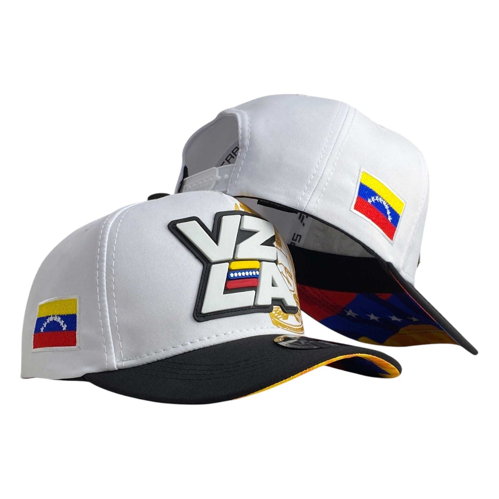 Gorra Venezuela Blanca con Bordado en Relieve y Visera Estampada.