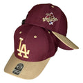 Gorra Equipos Vinotinto con Visera Beige y Bordado en Relieve.
