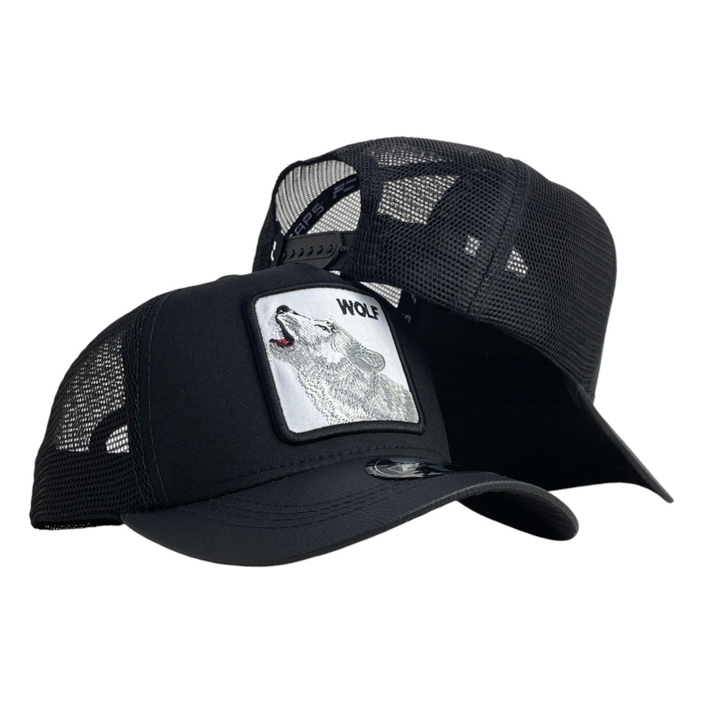 Gorra Full Corral Negra con Bordado de Lobo y Malla Negra.