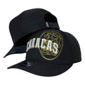 Gorra Venezuela Negra con Bordado en Relieve y Cierre Snapback.