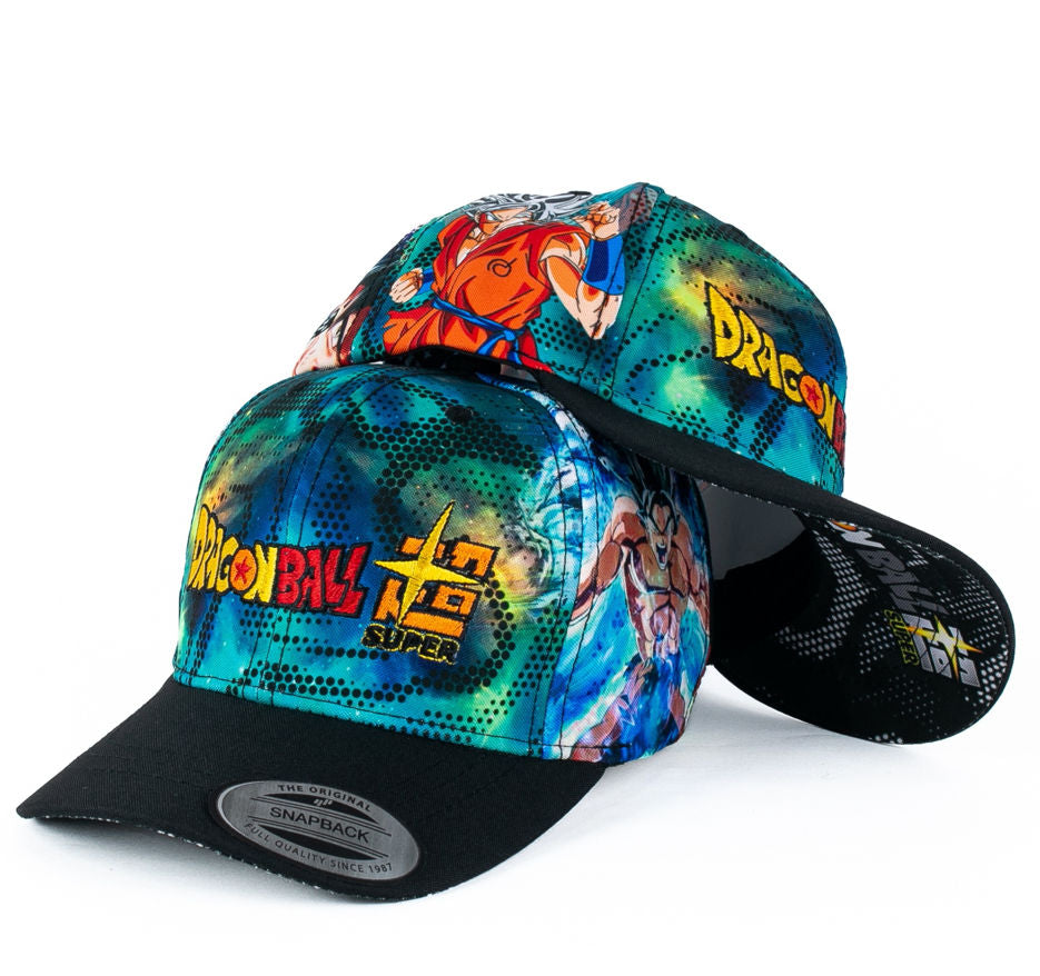 Gorra COMICS Multicolor con Estampado y Visera Negra.