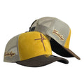 Gorra FE Amarilla en Gamuza con Visera Marrón y Malla Beige.