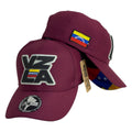 Gorra Venezuela Vinotinto con Parche en Relieve y Estampado Interno de Bandera.