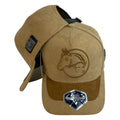 Gorra Full Corral Beige en Gamuza con Bordado de Caballo y Visera Miel.