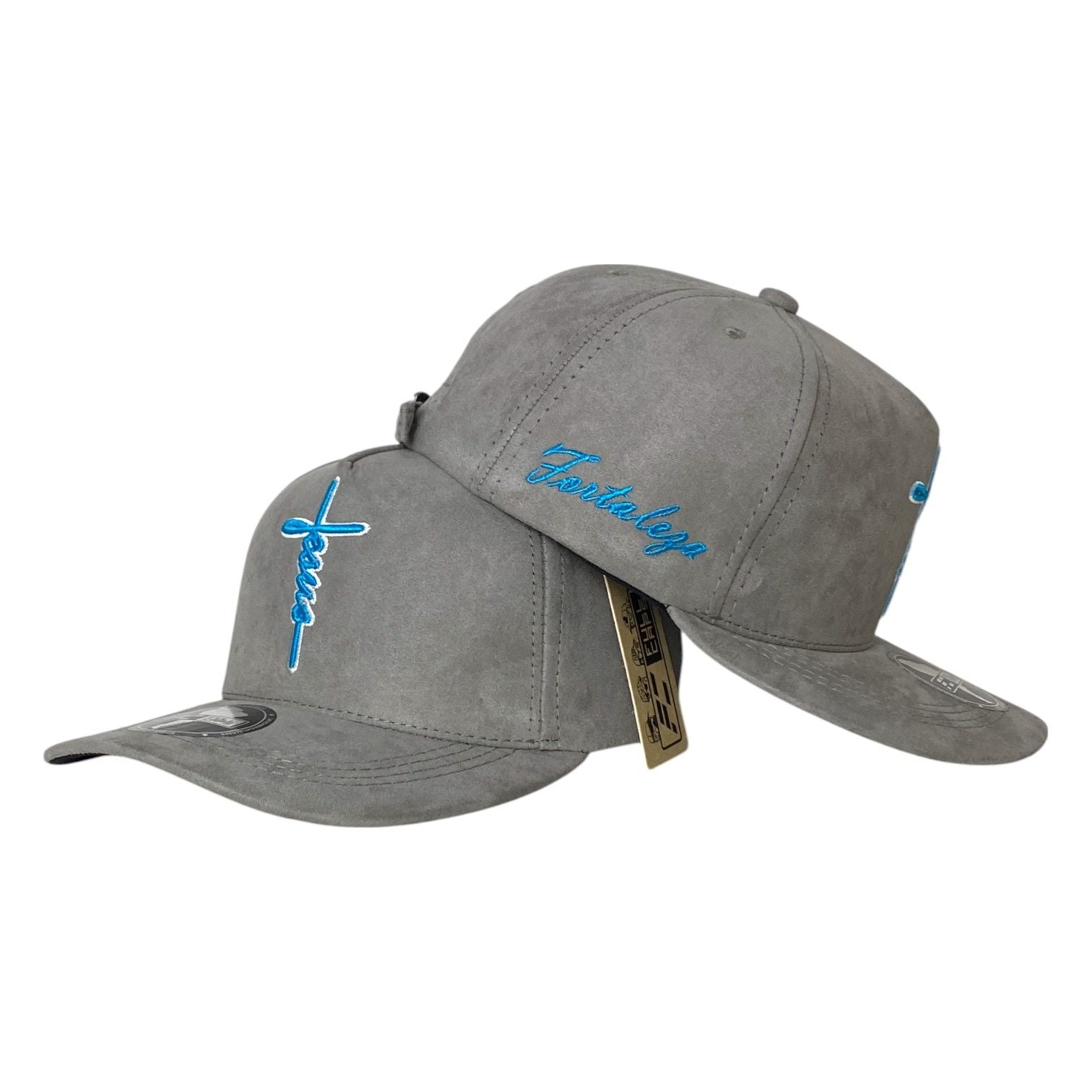 Gorra FE Gris en Gamuza con Bordado de Cruz y Bordado en Relieve.