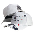 Gorra Tommy Blanca con Estampado de Salpicaduras y Bordado en Relieve.