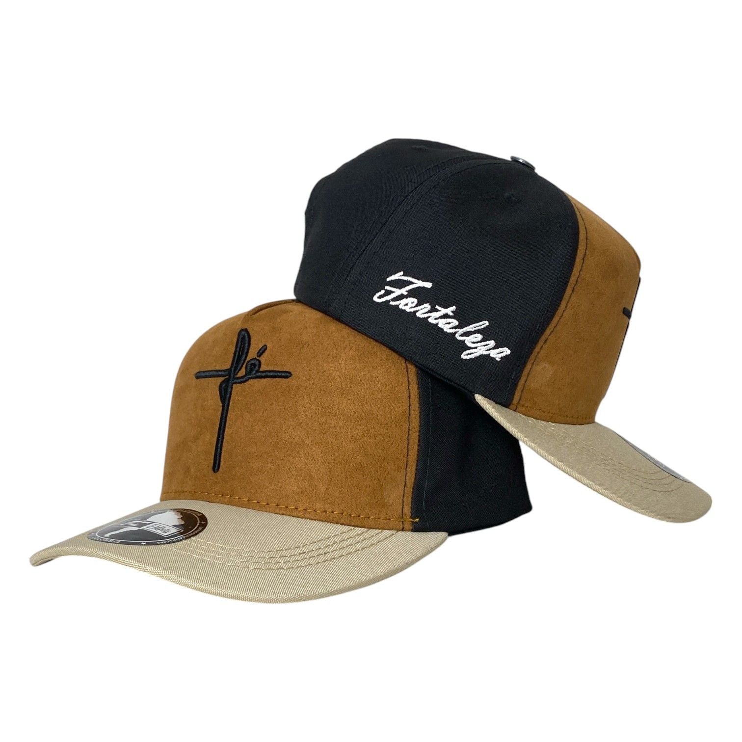 Gorra FE Marrón en Gamuza con Bordado de Cruz y Visera Beige.