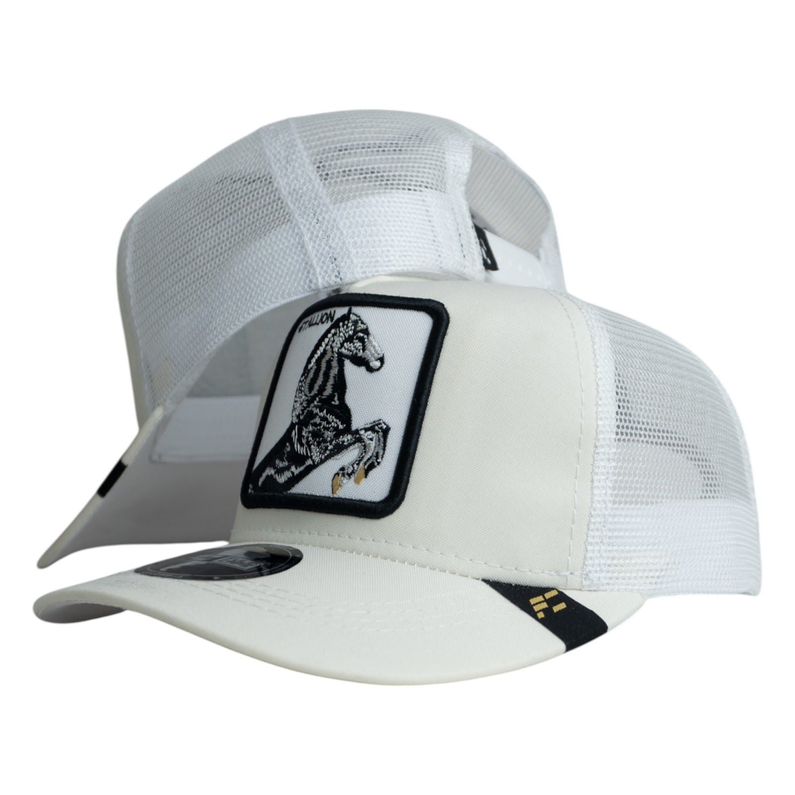 Gorra Full Corral Blanca con Bordado de Caballo y Malla Blanca.