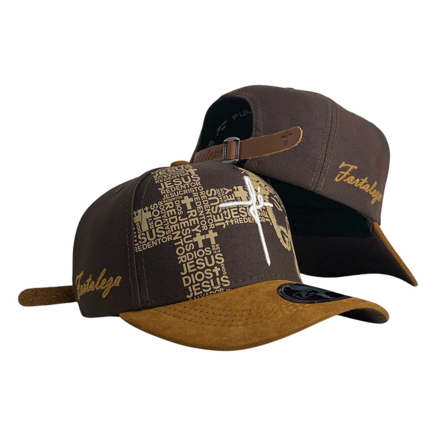 Gorra FE Marrón en Gamuza con Estampado de Cruz y Cierre de Cuero.