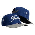 Gorra FE Azul en Gamuza con Visera Gris y Bordado en Relieve.