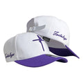 Gorra FE Blanca con Visera Morada y Bordado en Relieve.