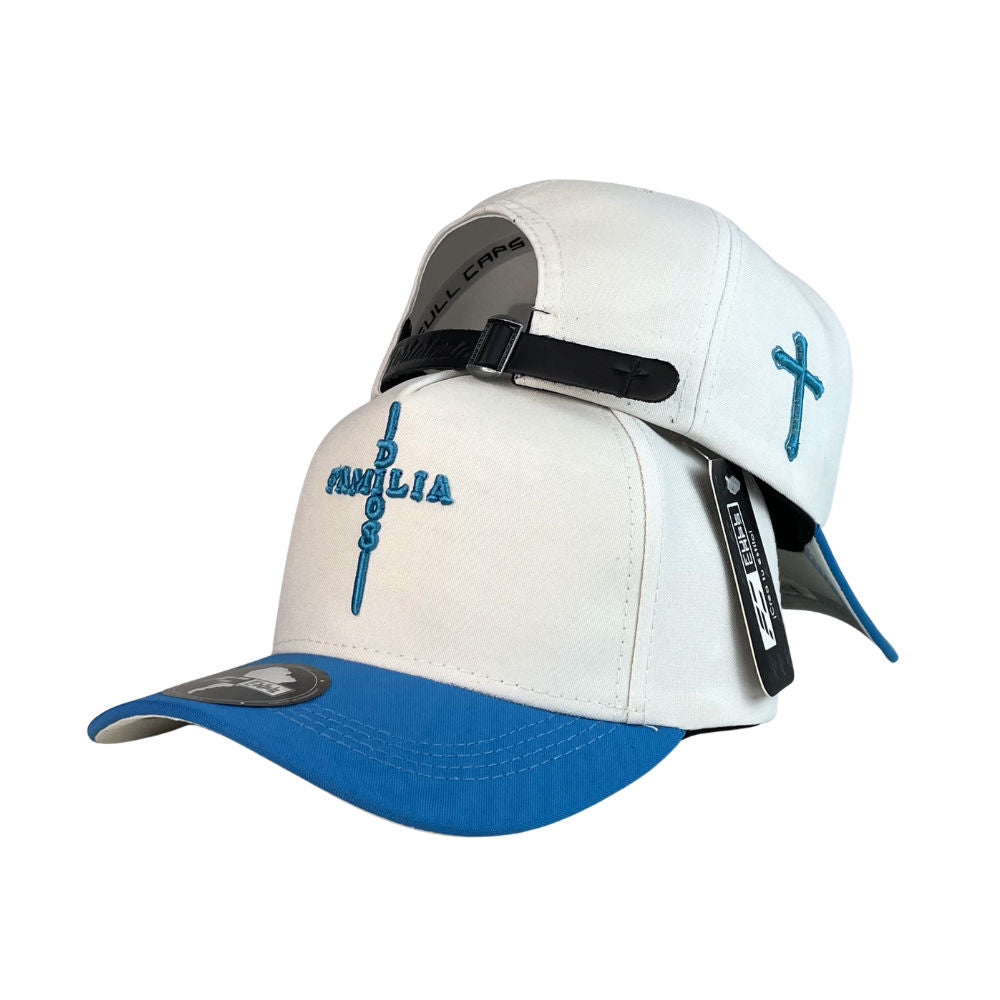 Gorra FE Blanca con Visera Azul y Bordado en Relieve.