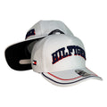 Gorra Tommy Blanca con Bordado en Relieve y Visera con Ribete.