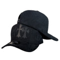 Gorra Full Caps Negra en Gamuza con Cristales y Bordado de Cruces.