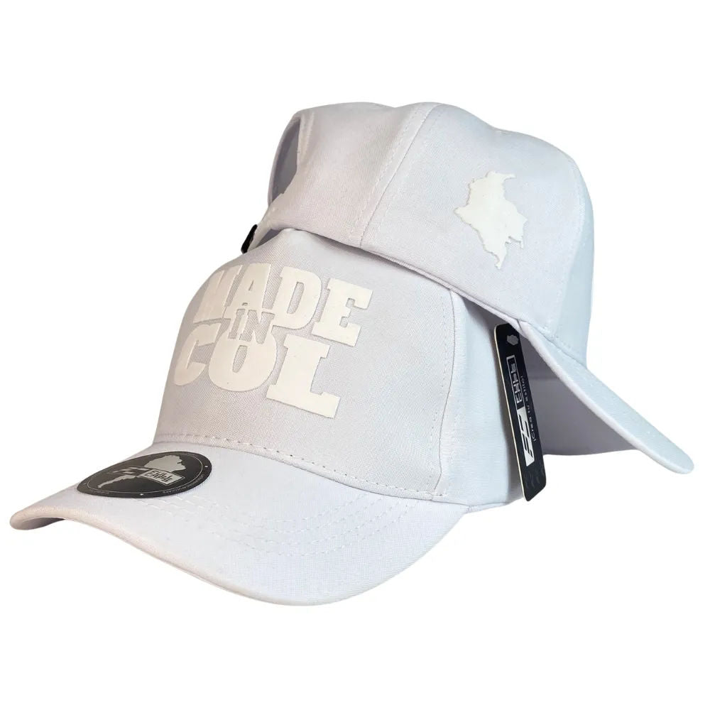Gorra Colombia Blanca con Bordado en Relieve y Estampado.