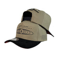 Gorra Alevate Beige en Gamuza con Estampado y Visera Negra.