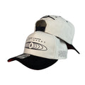 Gorra Alevate Beige en Gamuza con Estampado y Visera Negra.
