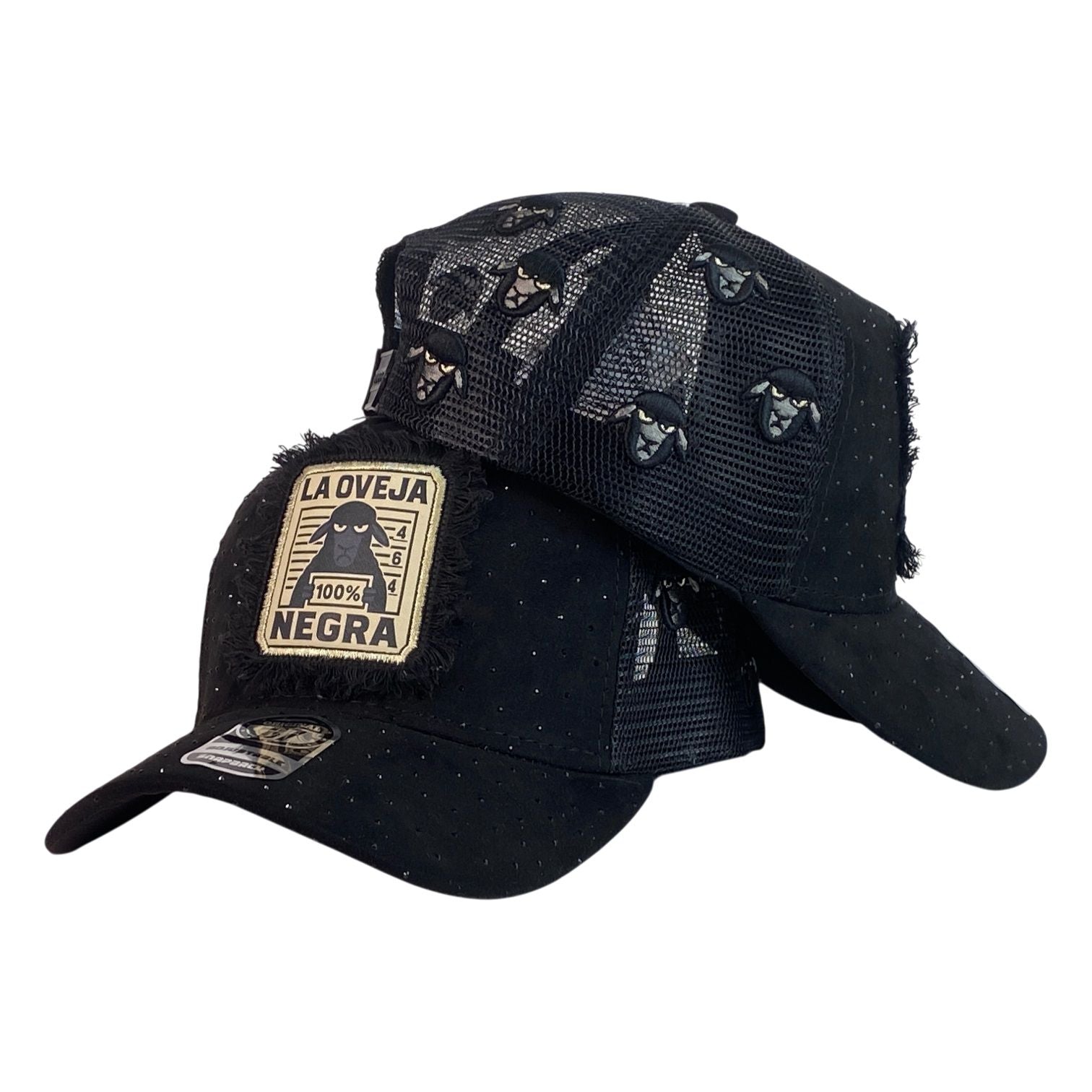 Gorra Full Caps Negra en Gamuza con Bordado de Oveja y Malla Negra.