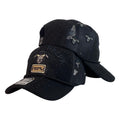 Gorra Full Caps Negra con Bordado de Oveja y Malla Negra.