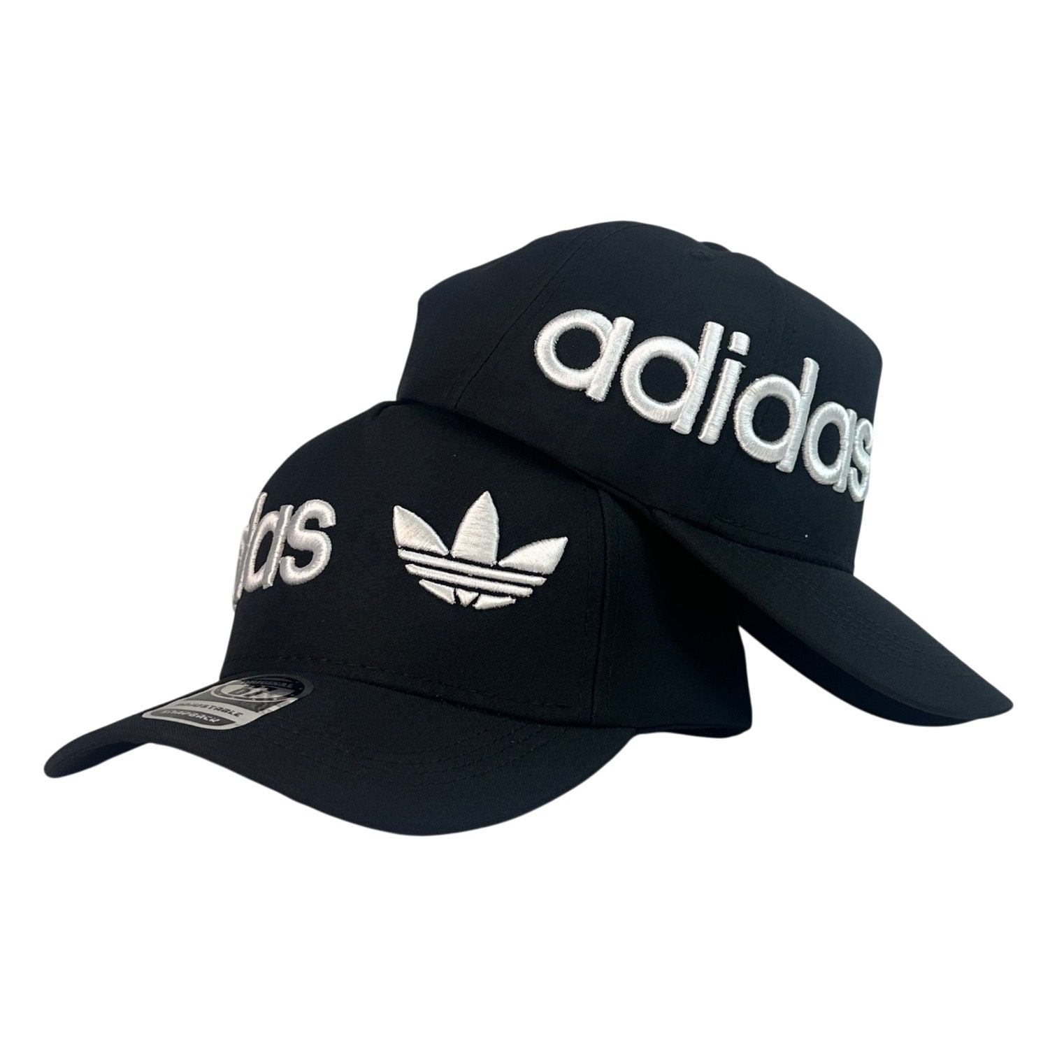 Gorra Adidas Negra con Bordado en Relieve y Logo Trefoil.