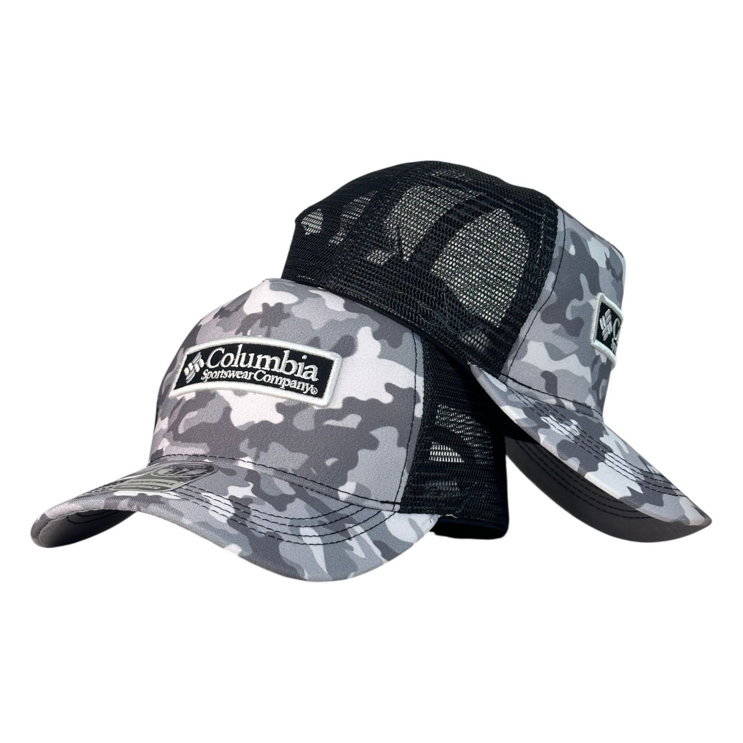 Gorra Columbia Camo con Malla Negra y Parche Bordado.