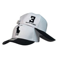 Gorra Polo Blanca con Bordado de Número 3 y Visera Negra.