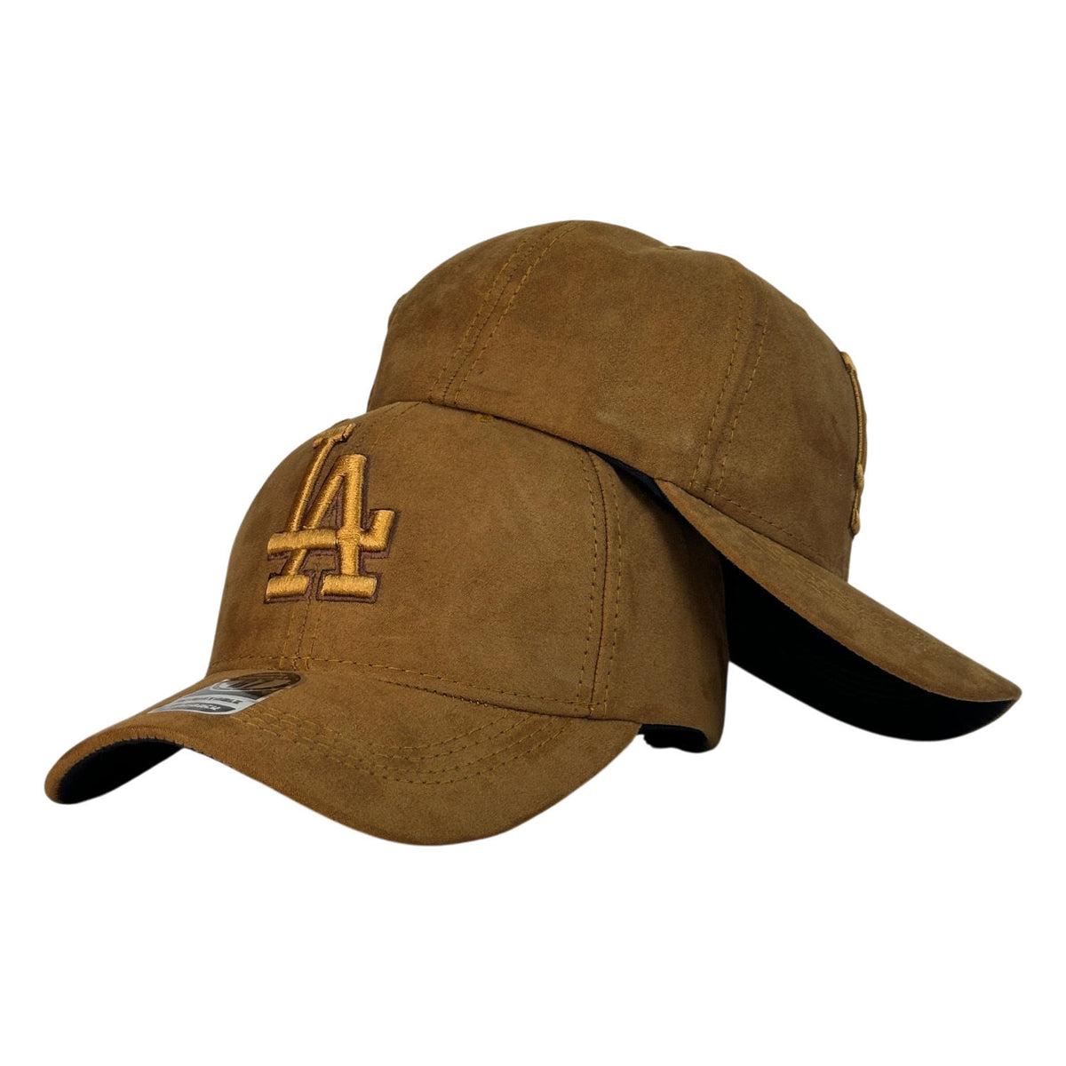Gorra Equipos Marrón en Gamuza con Bordado en Relieve y Visera Curva.