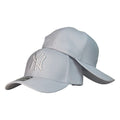Gorra Equipos Blanca con Bordado en Relieve y Visera Curva.