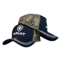 Gorra Ariat Azul con Malla Beige y Bordado en Relieve.