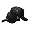 Gorra Venezuela Negra con bordado en relieve y malla trasera.