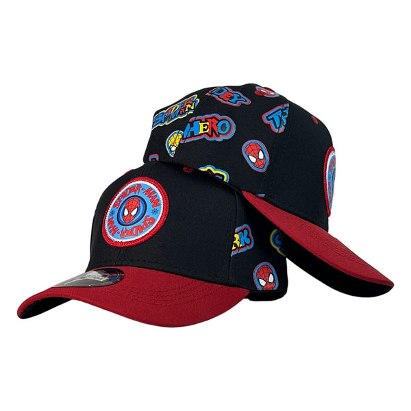 Gorra Marvel Negra con Parche Frontal de Spider-Man y Visera Roja.