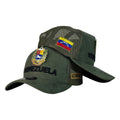 Gorra Venezuela Verde Oliva en Gamuza con Placa Metálica Frontal y Malla Trasera.