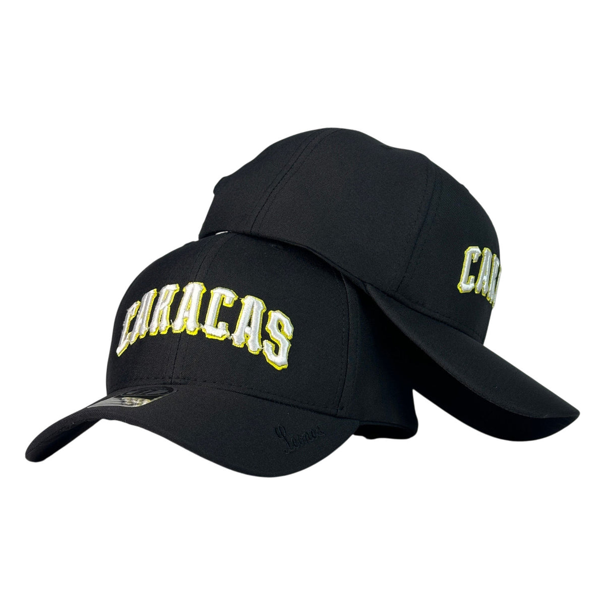 Gorra Venezuela Negra con Bordado Frontal Caracas y Bordado en Visera.