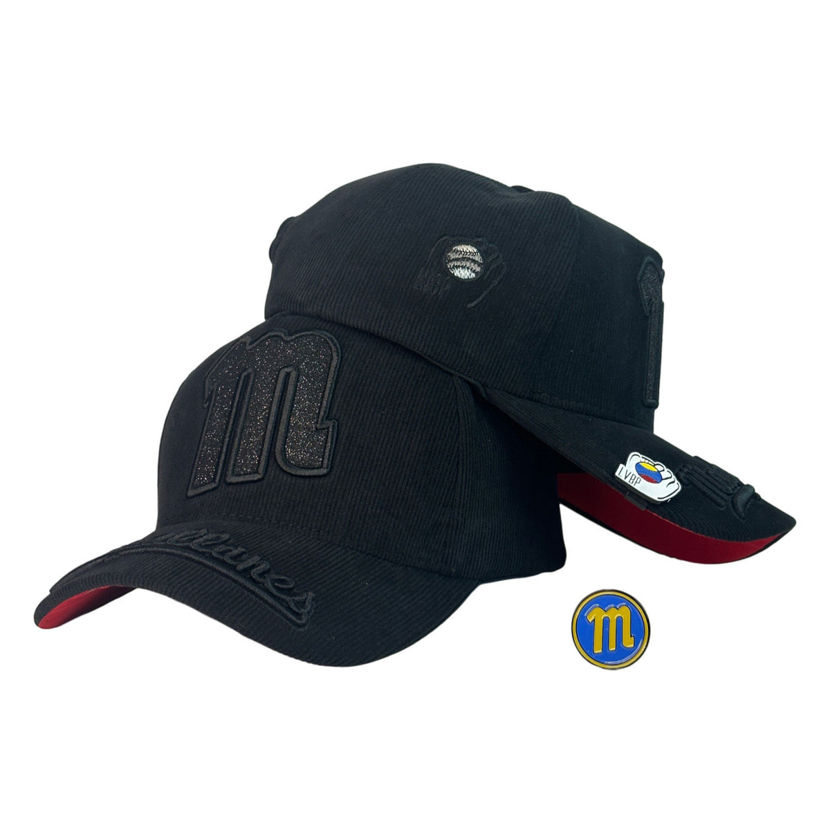 Gorra Venezuela Negra con Bordado Frontal en Relieve y Pin Metálico.