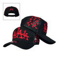 Gorra Full Caps Negra en Gamuza con Bordado Frontal Rojo y Malla Negra.
