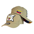 Gorra Venezuela Beige con Bordado en Relieve y Bandera Lateral.