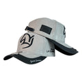 Gorra Yeison Jimenez Gris en Gamuza con Visera Negra y Bordado en Relieve.