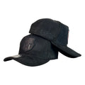 Gorra Barcelona Negra en Gamuza con Bordado de Escudo y Bordado Lateral.