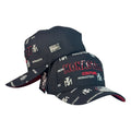 Gorra Monastery Negra con Estampado y Placa Metálica.