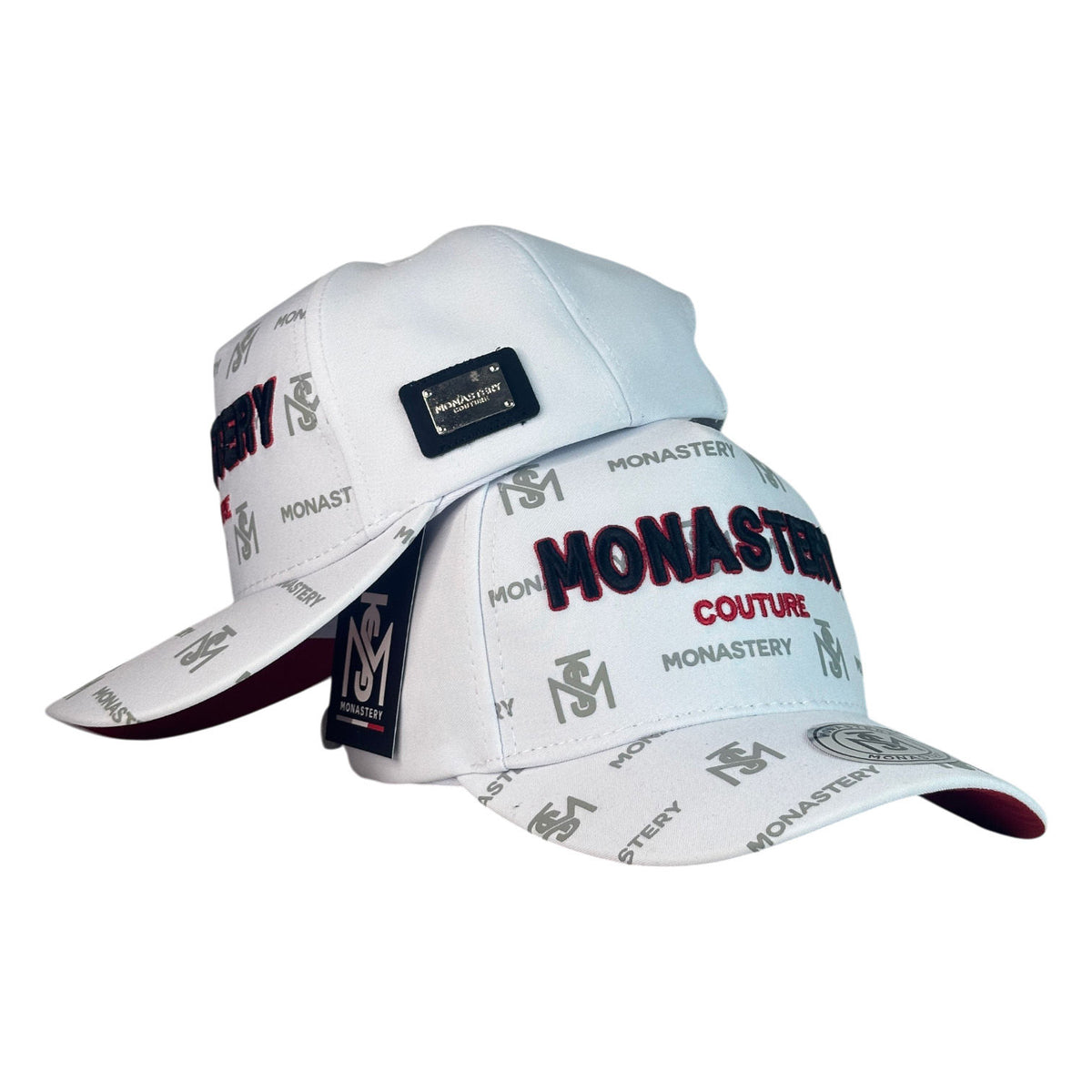 Gorra Monastery Blanca con Estampado Monogram y Placa Metálica.