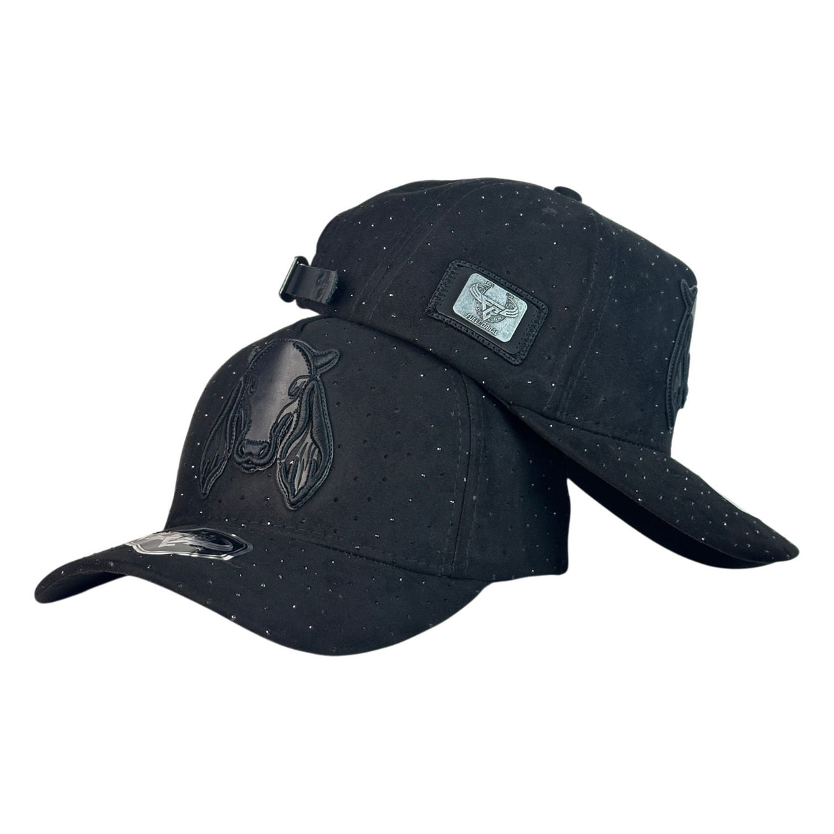 Gorra Full Corral Negra en Gamuza con Bordado de Vaca y Parche Metálico.