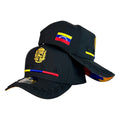 Gorra Venezuela Negra con Bordado en Relieve y Detalle Tricolor.
