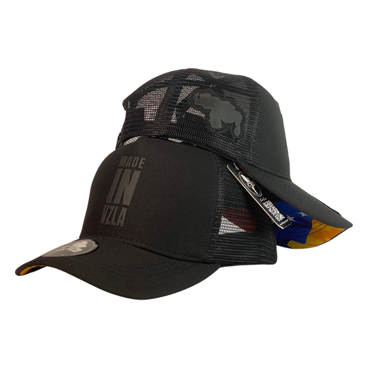 Gorra Venezuela Negra con Malla Negra y Estampado en Relieve.