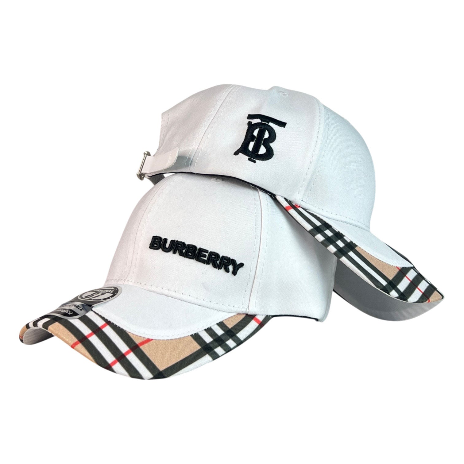 Gorra Burberry Blanca con Bordado en Relieve y Visera Estampada.