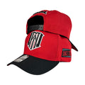 Gorra Westcol Roja con Bordado en Relieve y Visera Negra.