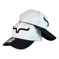 Gorra Kimes Ranch Blanca con Visera Negra y Bordado en Relieve.